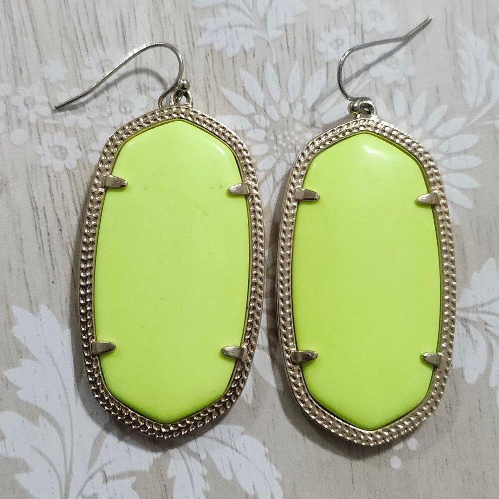 Kendra Scott Neon Yellow Danielle Gold Drop Earrings